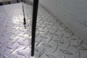 Изображение товара 100597 - 00100597 steklo dveri zadnej levoj BMW 5 Series 1