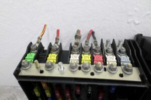 Изображение товара 100600 - 00100600 blok predokhranitelej Volkswagen Lupo 2