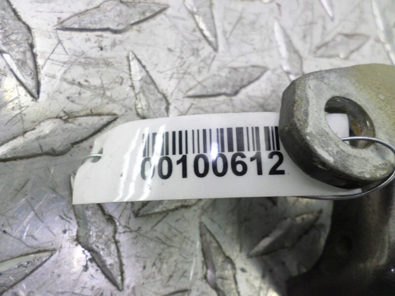 Изображение товара 100612 - 00100612 petlya dveri perednyaya 2