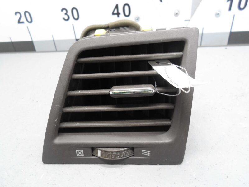 Изображение товара 100654 - 00100654 deflektor obduva salona Chevrolet Blazer