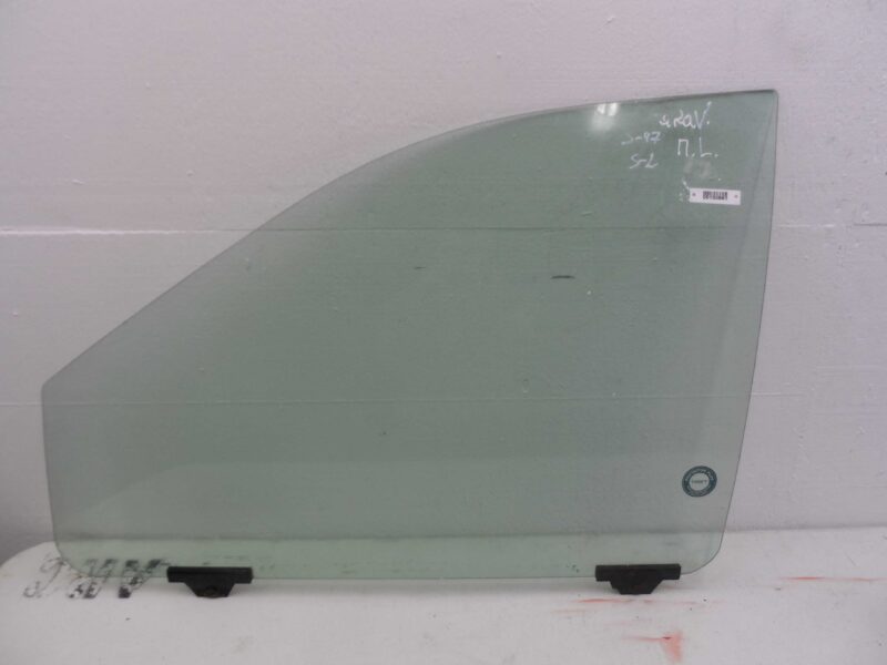 Изображение товара 100661 - 00100661 steklo dveri perednej levoj Peugeot 308