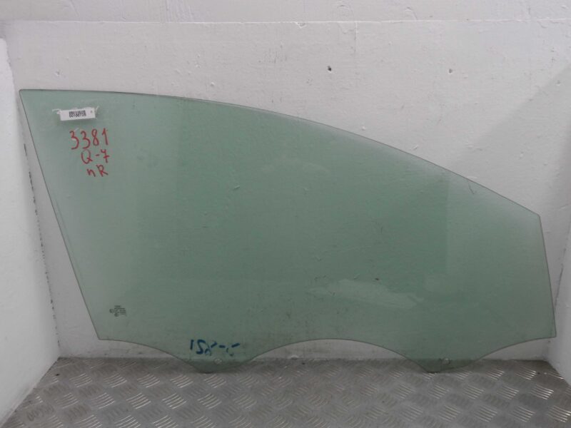 Изображение товара 100725 - 00100725 steklo dveri perednej pravoj