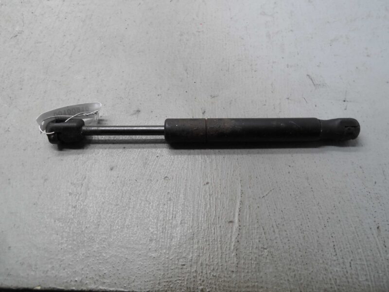 Изображение товара 100910 - 00100910 amortizator kryshki bagazhnika Mercedes A klasse