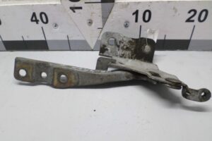 Изображение товара 101001 - 00101001 petlya kapota pravaya Audi TT 1