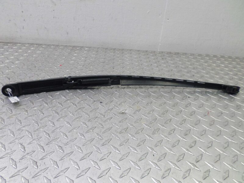 Изображение товара 101037 - 00101037 povodok stekloochistitelya Skoda Yeti