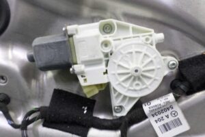 Изображение товара 140132 - 00101330 steklopodemnik perednij levyj Honda Ridgeline 3