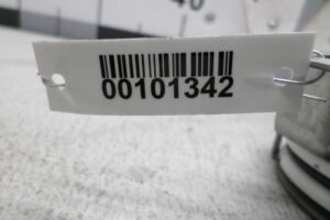 Изображение товара 101342 - 00101342 kryshka bagazhnika 2