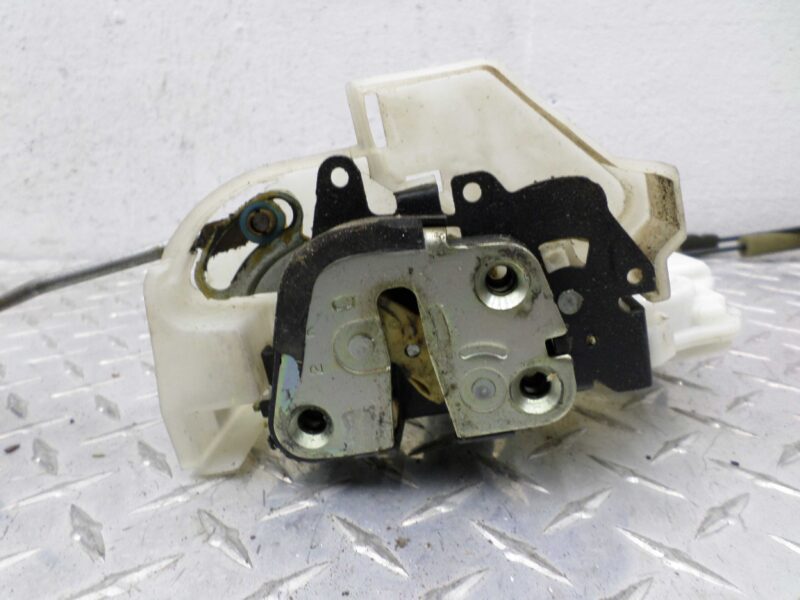 Изображение товара 101584 - 00101584 zamok dveri perednej pravoj Citroen Berlingo