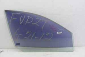 Изображение товара 101595 - 00101595 steklo dveri perednej pravoj Dodge Nitro