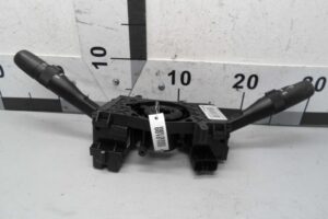 Изображение товара 101680 - 00101680 pereklyuchatel podrulevoj (strekoza) 1