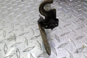 Изображение товара 101749 - 00101749 support perednij levyj Toyota Carina E 3