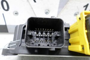 Изображение товара 101997 - 00101997 blok upravleniya podushek bezopasnosti 2