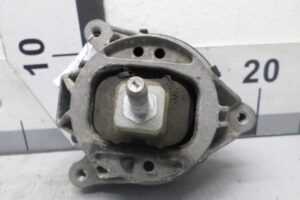 Изображение товара 102008 - 00102008 podushka krepleniya dvigatelya 2