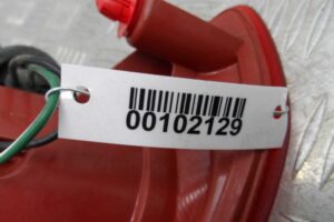 Изображение товара 102129 - 00102129 fonar kryshki pravyj Toyota Hiace 2
