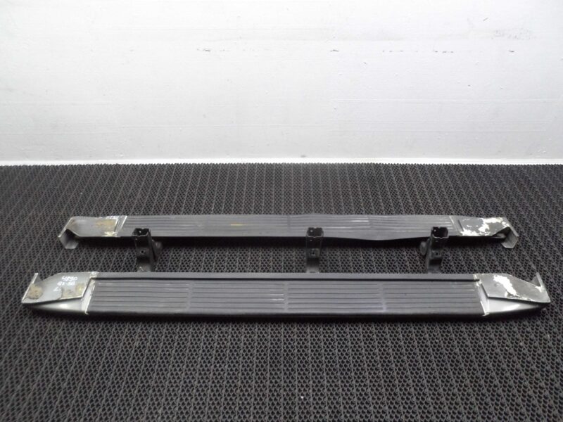 Изображение товара 102316 - 00102316 podnozhka levaya SAAB 9 3