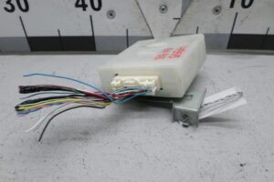 Изображение товара 102379 - 00102379 blok upravleniya svetom Toyota Hiace 1