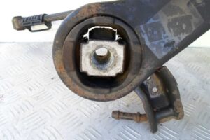 Изображение товара 102527 - 00102527 balka zadnyaya Hyundai H1 3