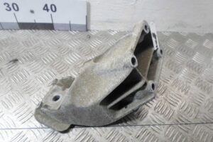 Изображение товара 102776 - 00102776 kronshtejn dvigatelya Audi Q7 2