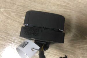 Изображение товара 102815 - 00102815 knopka steklopodemnika 3