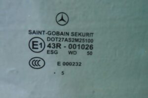 Изображение товара 102857 - 00102857 steklo dveri perednej pravoj Honda Fit 2