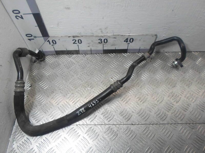 Изображение товара 102862 - 00102862 trubka maslyanogo radiatora Ford Sierra