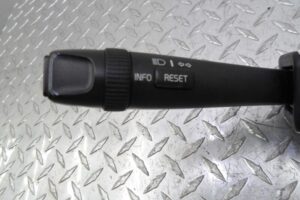 Изображение товара 102933 - 00102933 pereklyuchatel podrulevoj (strekoza) Volvo V50 3