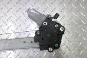 Изображение товара 102940 - 00102940 steklopodemnik zadnij levyj 3