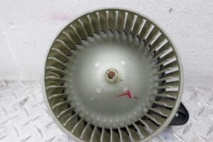 Изображение товара 103133 - 00103133 ventilyator otopitelya (motorchik pechki)