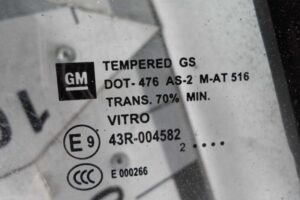 Изображение товара 103178 - 00103178 steklo dveri perednej pravoj 2