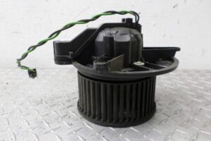 Изображение товара 103258 - 00103258 ventilyator otopitelya (motorchik pechki) 