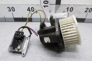 Изображение товара 103321 - 00103321 ventilyator otopitelya (motorchik pechki) Volvo V50 3