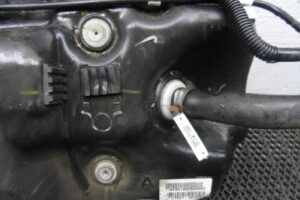 Изображение товара 103388 - 00103388 bak toplivnyj Mercedes SL 2