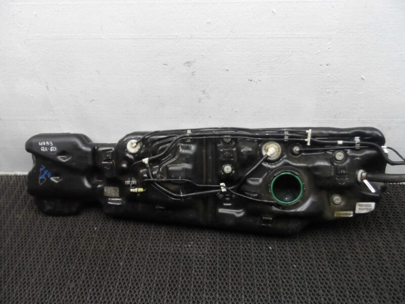 Изображение товара 103388 - 00103388 bak toplivnyj Mercedes SL