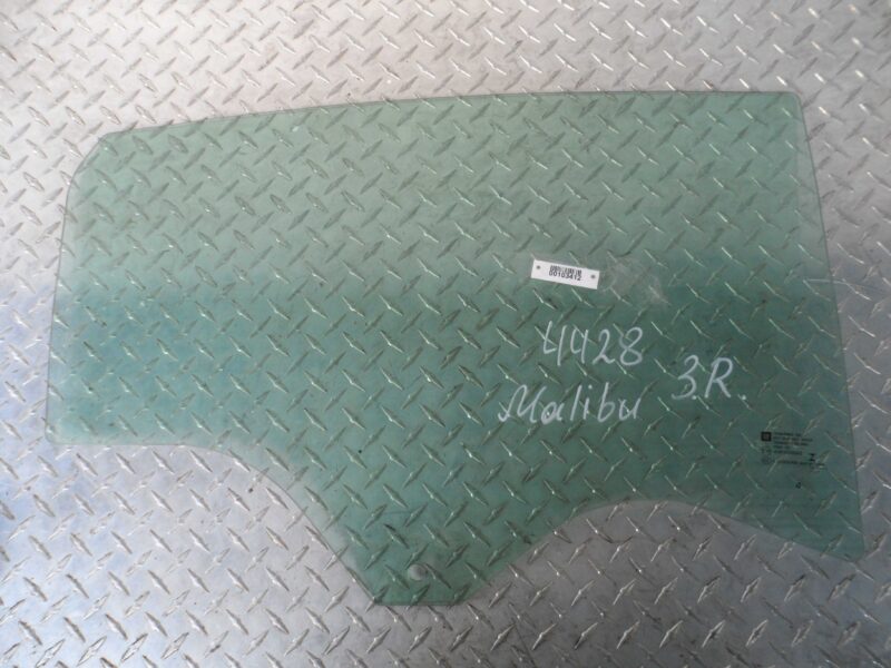 Изображение товара 103412 - 00103412 steklo dveri zadnej pravoj