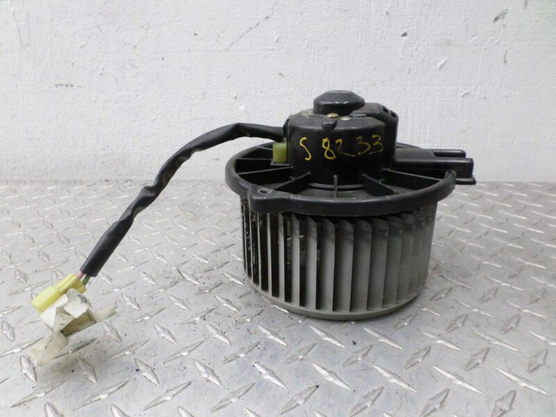 Изображение товара 103460 - 00103460 ventilyator otopitelya (motorchik pechki) Porsche Macan