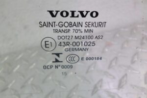 Изображение товара 103506 - 00103506 steklo dveri zadnej pravoj Volkswagen Golf 1