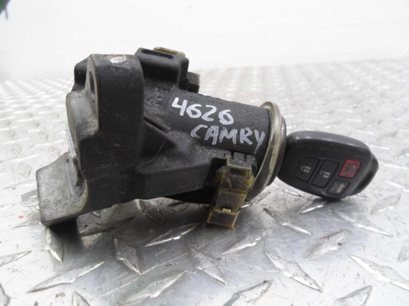 Изображение товара 103618 - 00103618 zamok zazhiganiya Subaru Legacy