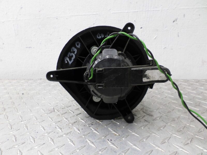 Изображение товара 103788 - 00103788 ventilyator otopitelya (motorchik pechki)