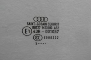 Изображение товара 00103865-2 - 00103865 2 steklo dveri zadnej pravoj 1