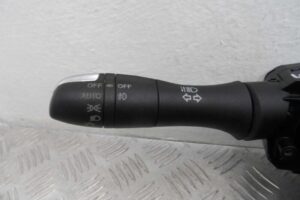 Изображение товара 103977 - 00103977 pereklyuchatel podrulevoj (strekoza) Toyota Hiace 3