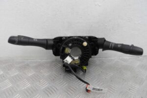 Изображение товара 103977 - 00103977 pereklyuchatel podrulevoj (strekoza) Toyota Hiace