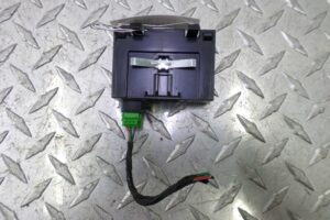 Изображение товара 103989 - 00103989 blok upravleniya Pontiac Vibe 3