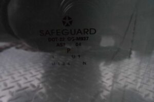 Изображение товара 104155 - 00104155 steklo dveri zadnej levoj 2