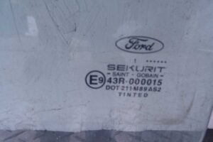 Изображение товара 104322 - 00104322 steklo dveri zadnej pravoj Dodge Nitro 1