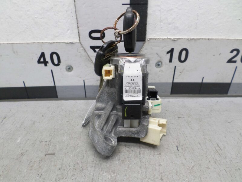 Изображение товара 104326 - 00104326 zamok zazhiganiya Subaru Legacy