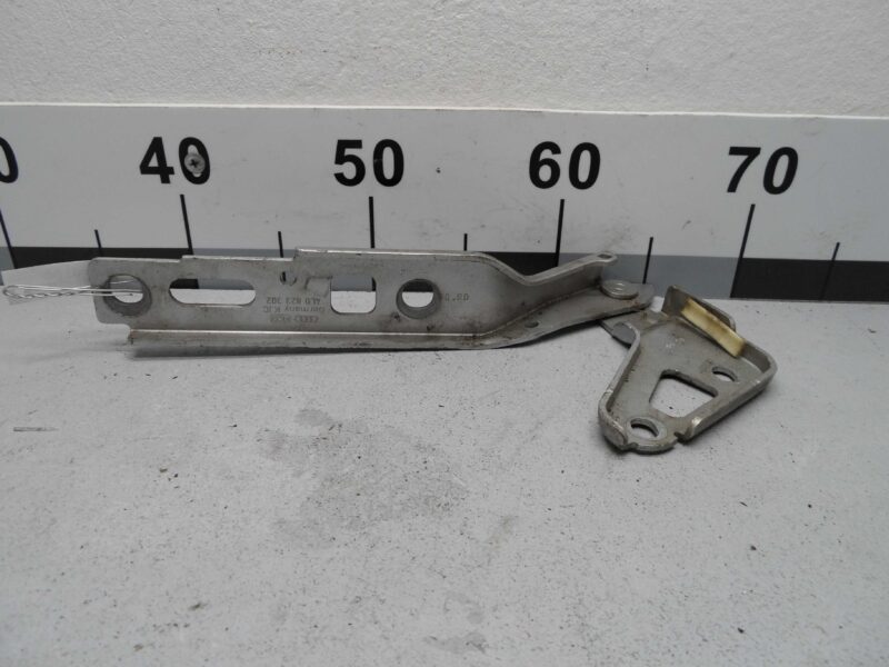 Изображение товара 104363 - 00104363 petlya kapota pravaya