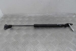 Изображение товара 104466 - 00104466 amortizator kryshki bagazhnika Toyota Hiace