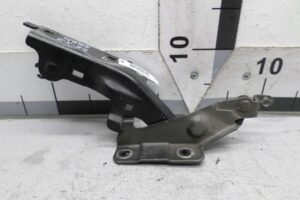 Изображение товара 104515 - 00104515 petlya kryshki bagazhnika Toyota Hiace