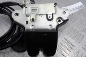 Изображение товара 104619 - 00104619 zamok bagazhnika 2