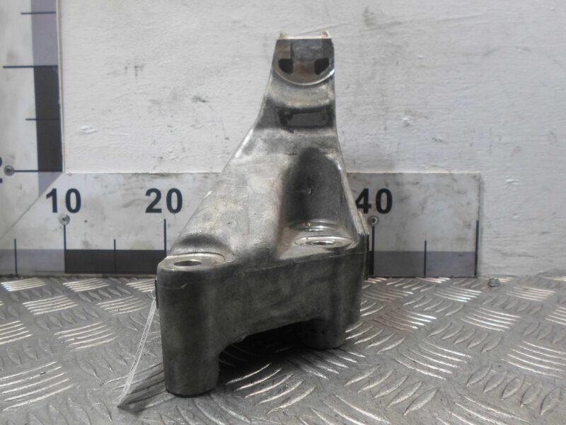 Изображение товара 104679 - 00104679 kronshtejn dvigatelya